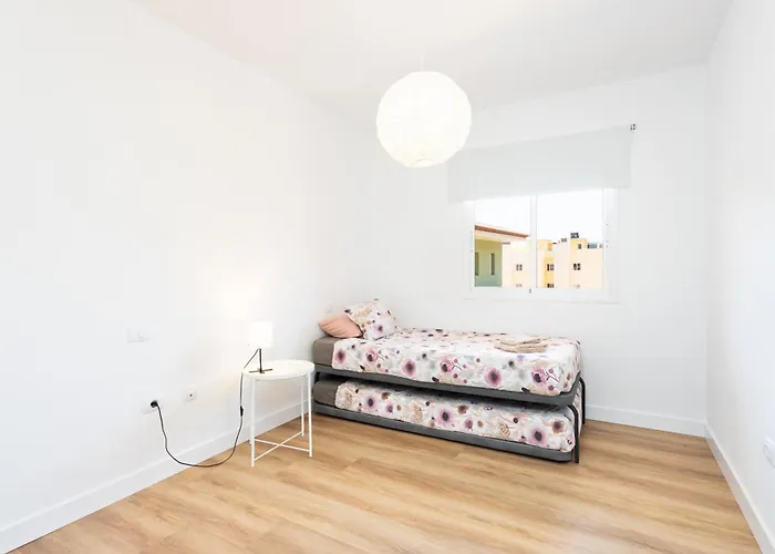 Home2book La Brisa Caletillas *