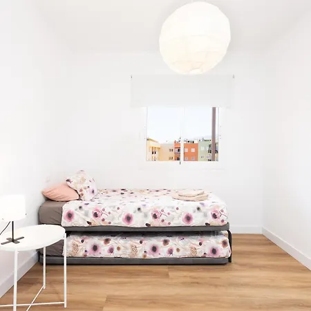 Home2book La Brisa Caletillas * كانديلاريا